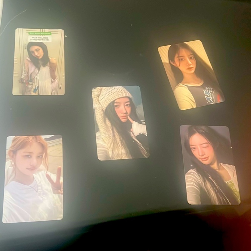 Illit super real me & I’ll like you photocards